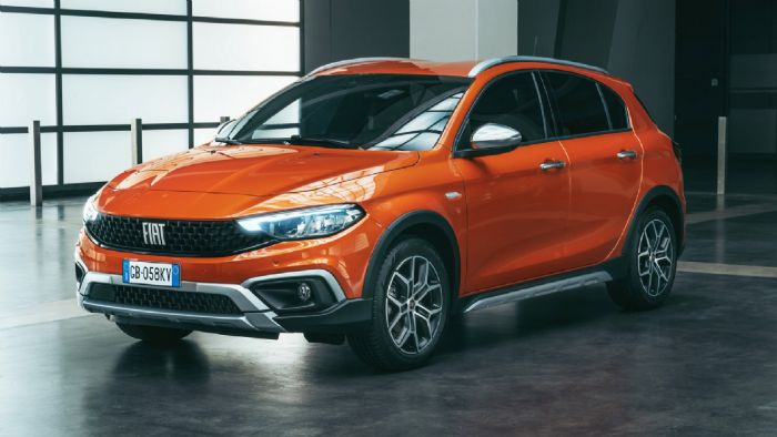 Η εν λόγω έκδοση βασίζεται στο hatchback, ωστόσο λαμβάνει ένα νέο σχεδιασμό με crossover στοιχεία.